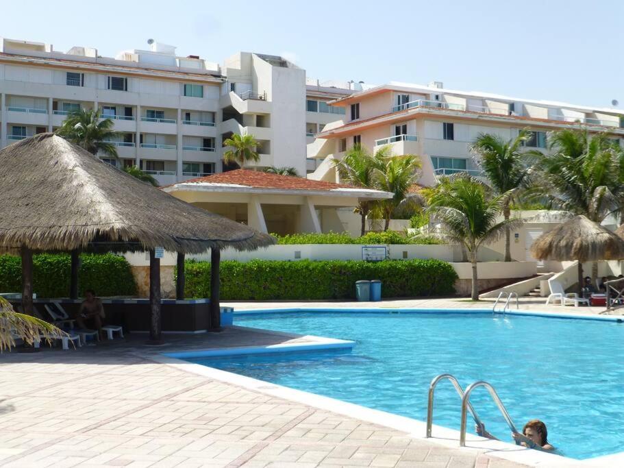 Great Price, Beautiful Beach And Pool, 1 Bedroom Cancún Extérieur photo